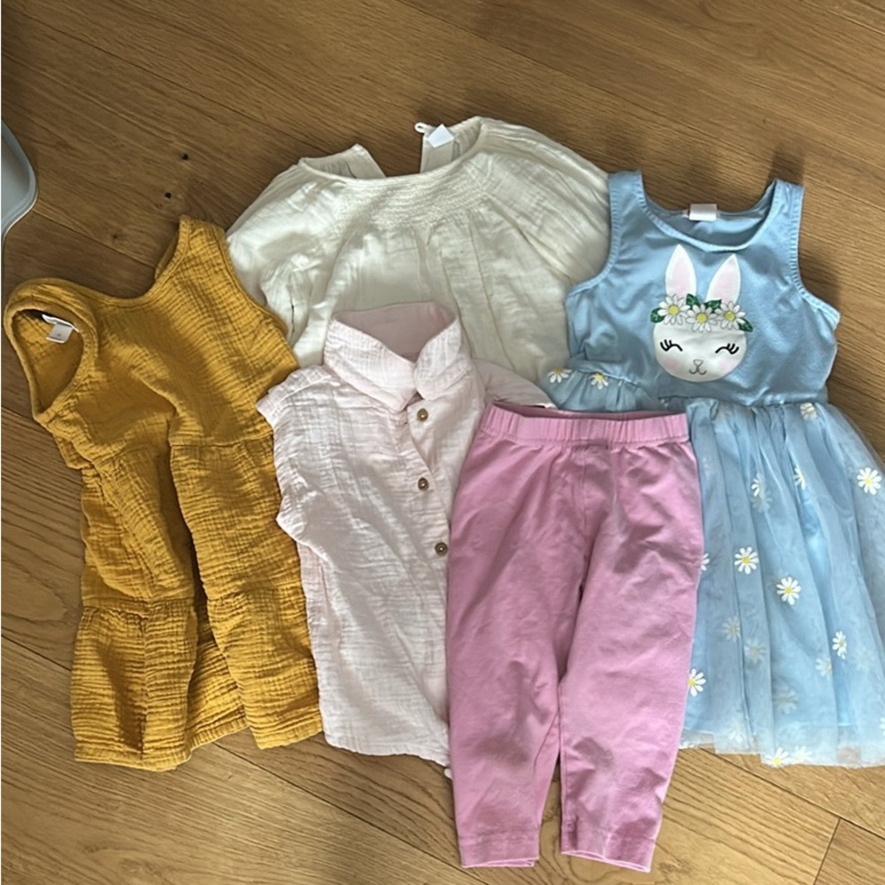 Hanna Andersson Kids Clothing Set - White, Yellow, Pink, Blue